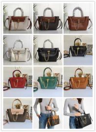 Picture of Michael Kors Lady Handbags _SKUfw107050995fw